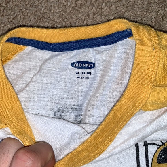 Old navy boys long sleeve - Picture 2 of 7